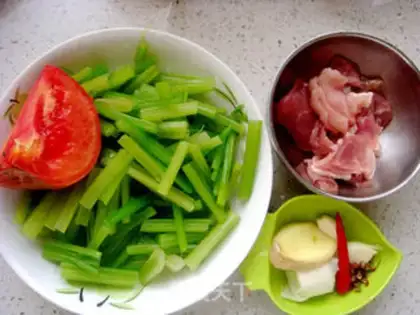 Make Celery and meat step 0