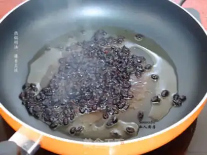 Make Onion bean pepper step 1