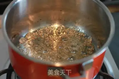 Make Caramel popcorn step 1