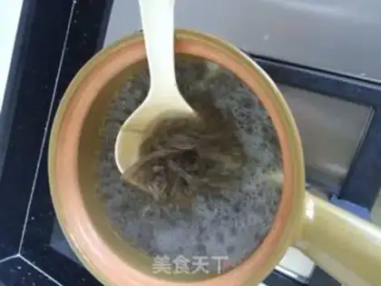 Make A fan of chicken blood and potatoes step 2