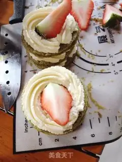 Make Scratch the berries step 15