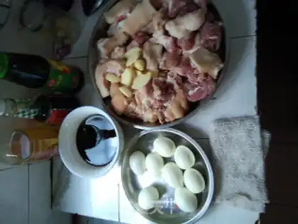 Make Sweetly jealous pig feet step 2