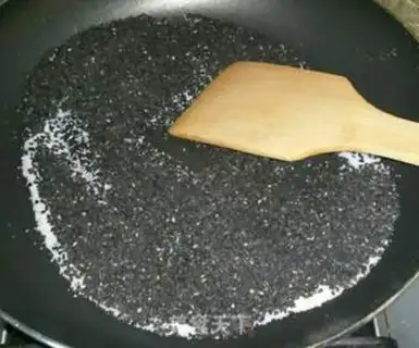 Make Sesame salt step 1