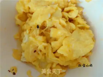 Make Eggs are fried step 4