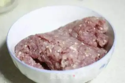 Make Fan meatball soup step 0