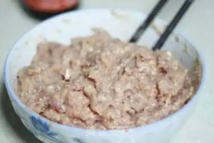 Make Fan meatball soup step 2