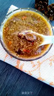 Make Little rice dates produce porridge step 8