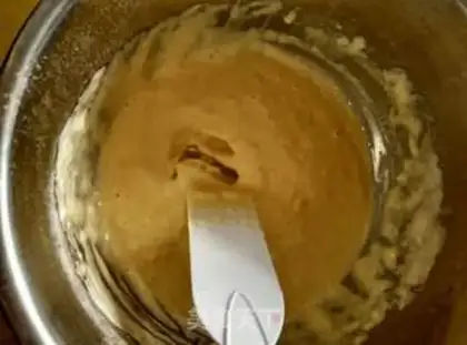 Make Cranberry cake step 4