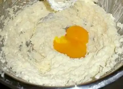 Make Christmas lemon cookies step 2