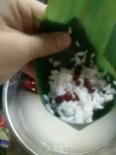 Make Red bean dates step 4