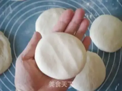 Make Rose pie step 8