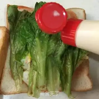 Make Toast and eggs step 4