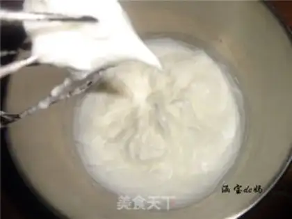 Make Lemoncake roll step 5