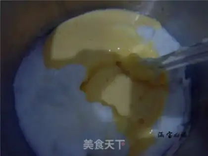 Make Lemoncake roll step 7