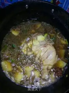 Make Chicken-legged potato stew step 3