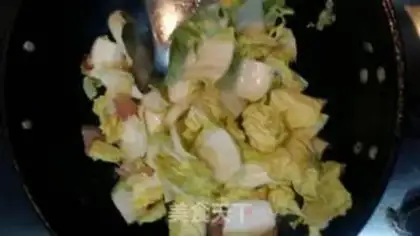 Make Ham fried doll food step 4