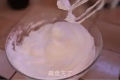 Make Triangular chocolate mousse step 3