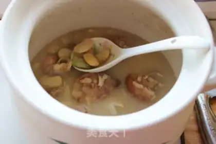 Make Soybeans and hoof soup step 4