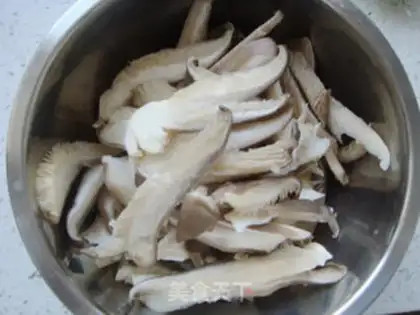 Make Garlic mushrooms step 1