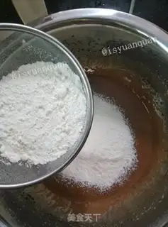 Make 6 inches of cocoa chimes step 4