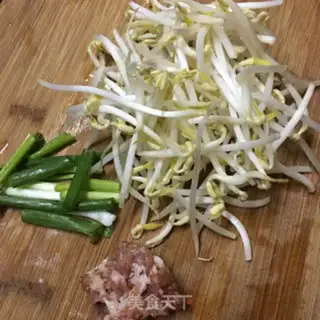 Make Bean sprouts step 0