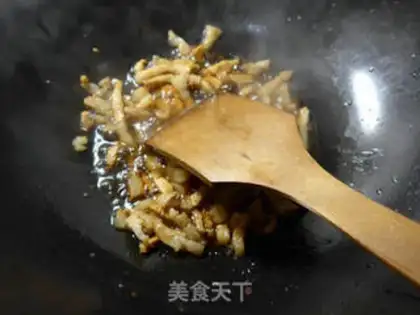 Make Pork fans cook artemisinin step 3