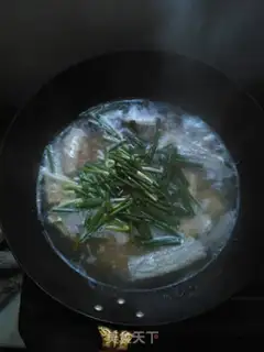 Make Fish soup onions step 4