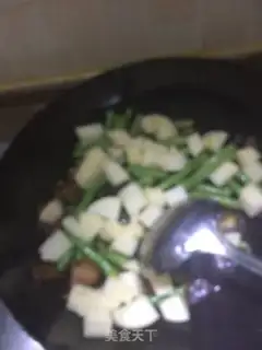 Make Five flowers and four beans step 5
