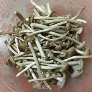Make Tea mushrooms and garlic step 0