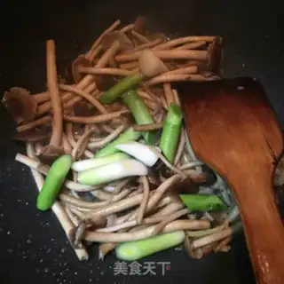 Make Tea mushrooms and garlic step 5