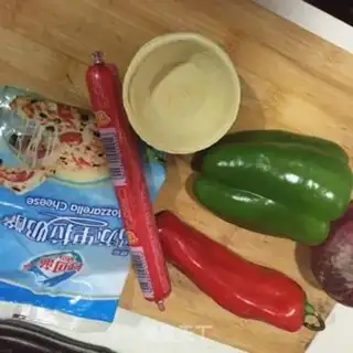 Make Little Pizza with the balls step 0