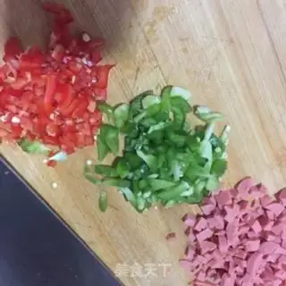 Make Little Pizza with the balls step 1