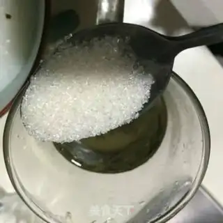 Make Strawberry cream tea step 1
