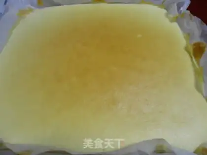 Make Strawberry roll step 4