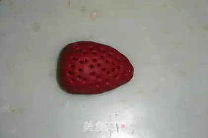 Make Strawberry buns step 7