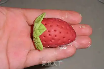 Make Strawberry buns step 8