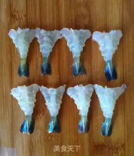 Make Creative shrimp cake step 4