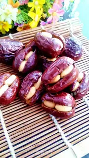 Make Red dates with peanuts step 6