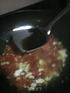 Make Tomato fried eggs step 7
