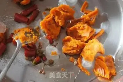 Make Spicy hot pot step 7
