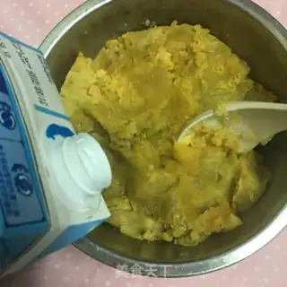 Make Cheese and potatoes step 1