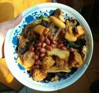 Make Spicy pot step 0