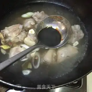 Make Red burning pig hoof step 4