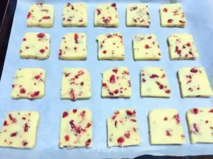 Make Cranberry cookies step 9