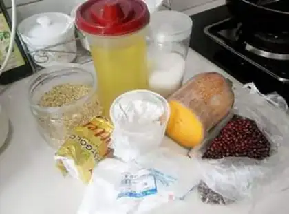 Make Pumpkin bean pie step 0