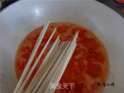 Make Tomato egg noodles step 8
