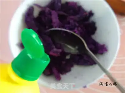 Make Lemon potato eggs step 2