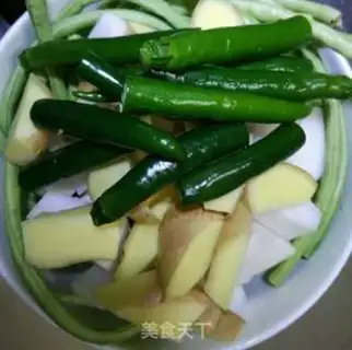 Make Sichuan sour pickles step 0