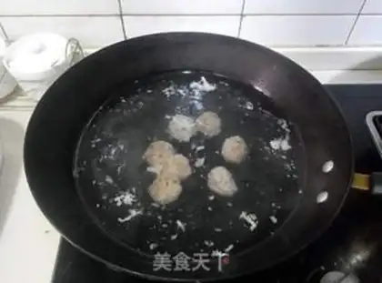 Make A meatball fan soup step 8