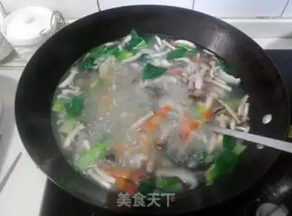 Make A meatball fan soup step 12